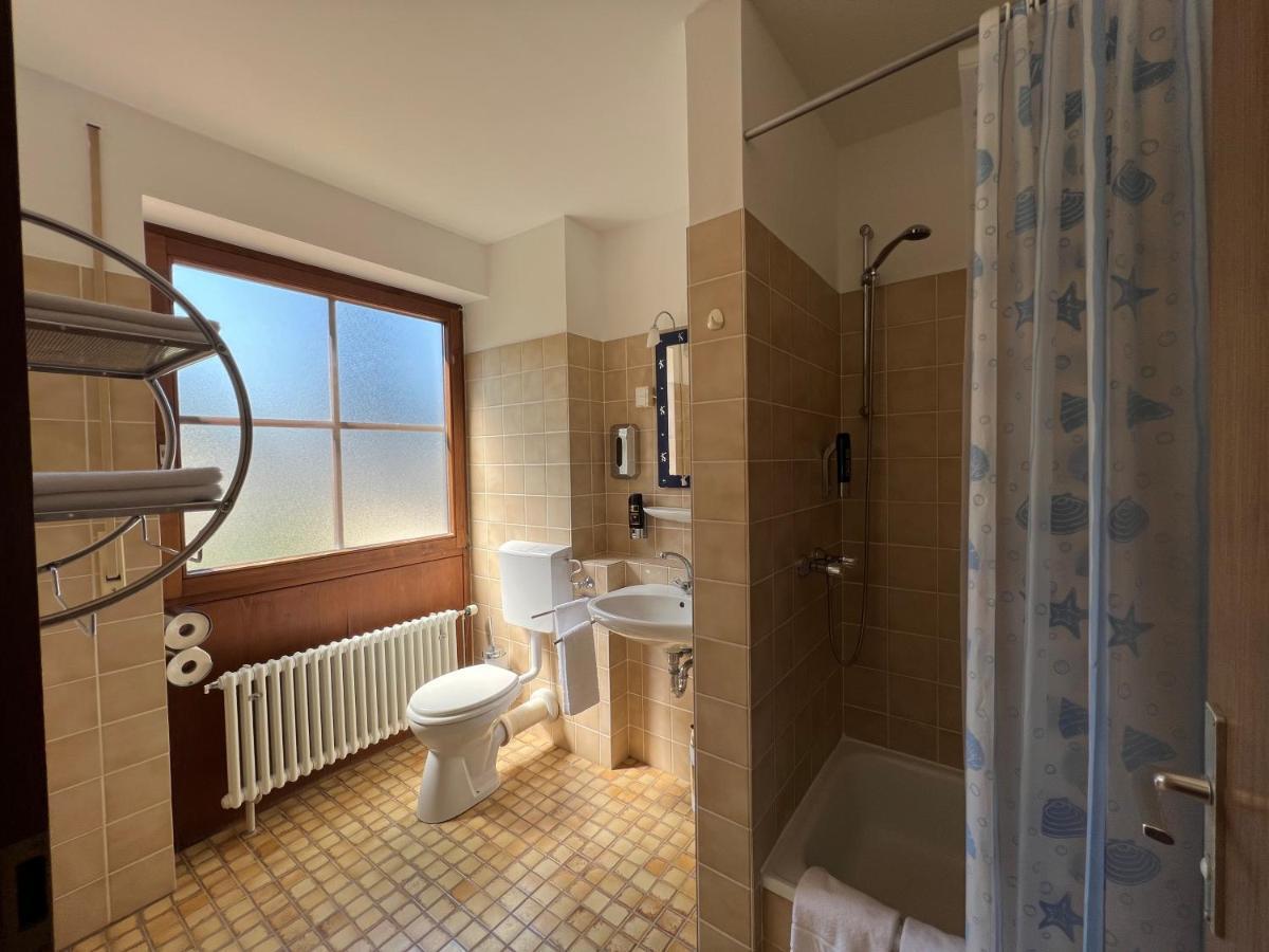Hotel-Gasthof Deutschmeister Donauwörth 外观 照片