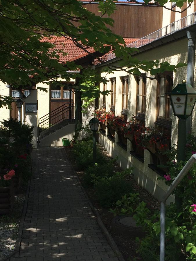 Hotel-Gasthof Deutschmeister Donauwörth 外观 照片