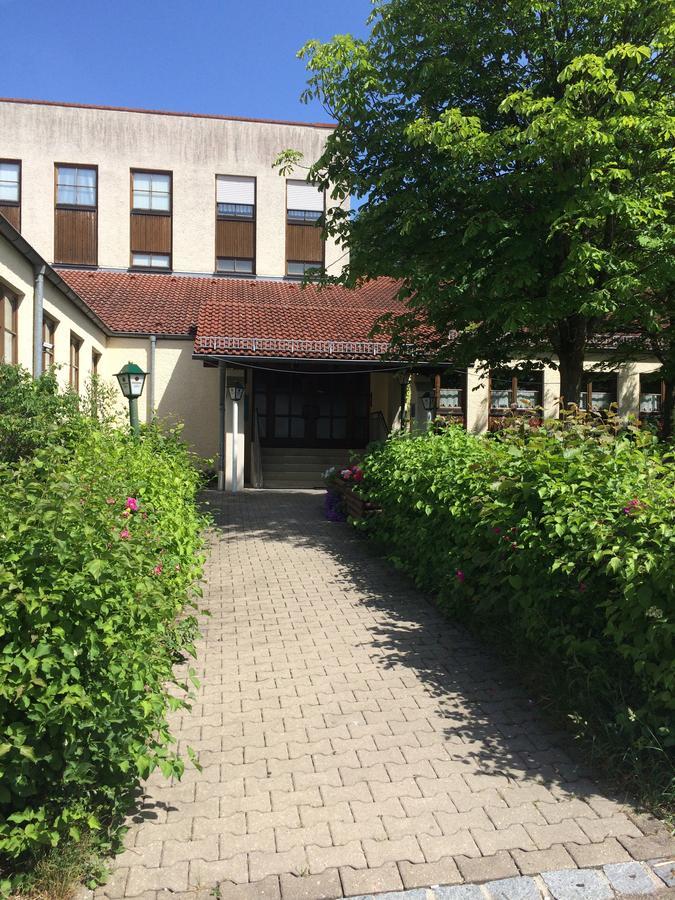 Hotel-Gasthof Deutschmeister Donauwörth 外观 照片
